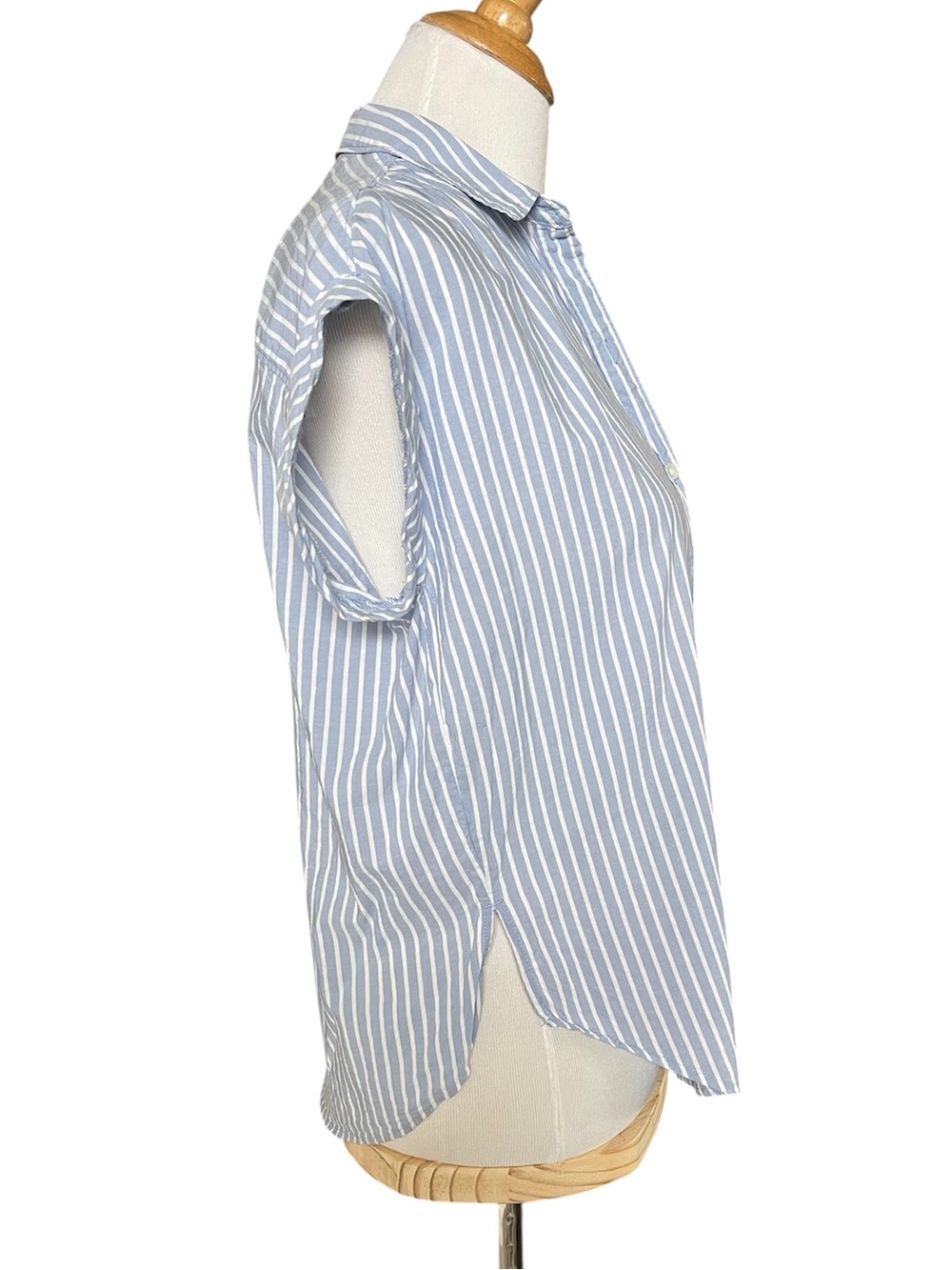 Abercrombie & Fitch button down poplin stripe shirt - Picture 5 of 8